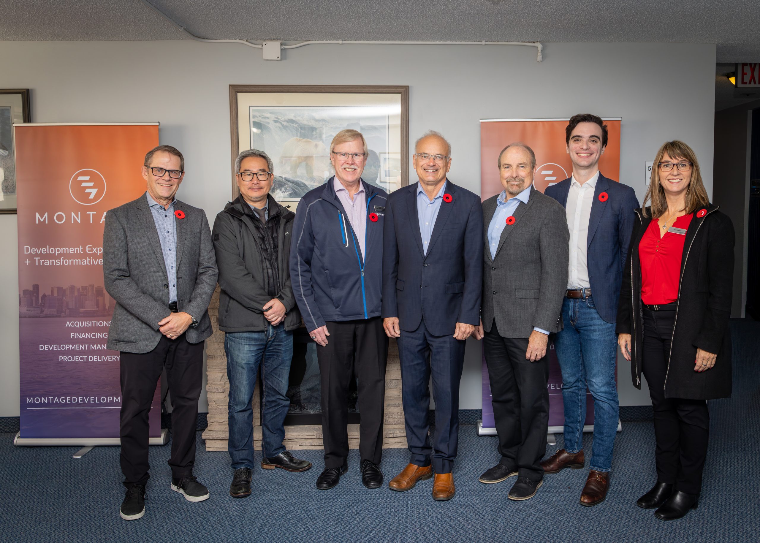 LJChristmas ribbon cuttint event. Bill and City of Coquitlam Mayor and Councillors