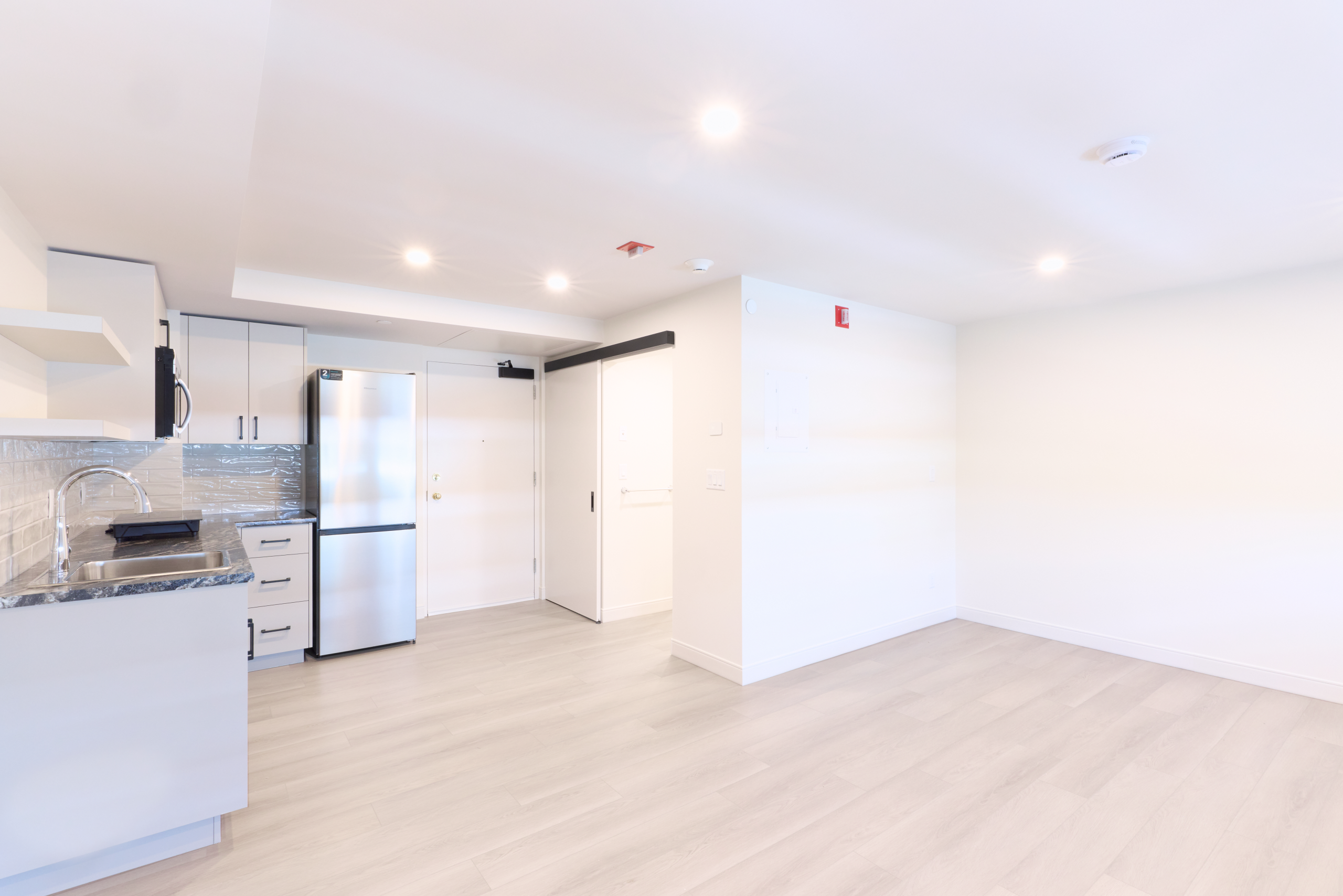 LJC's new kitchen in studio suite